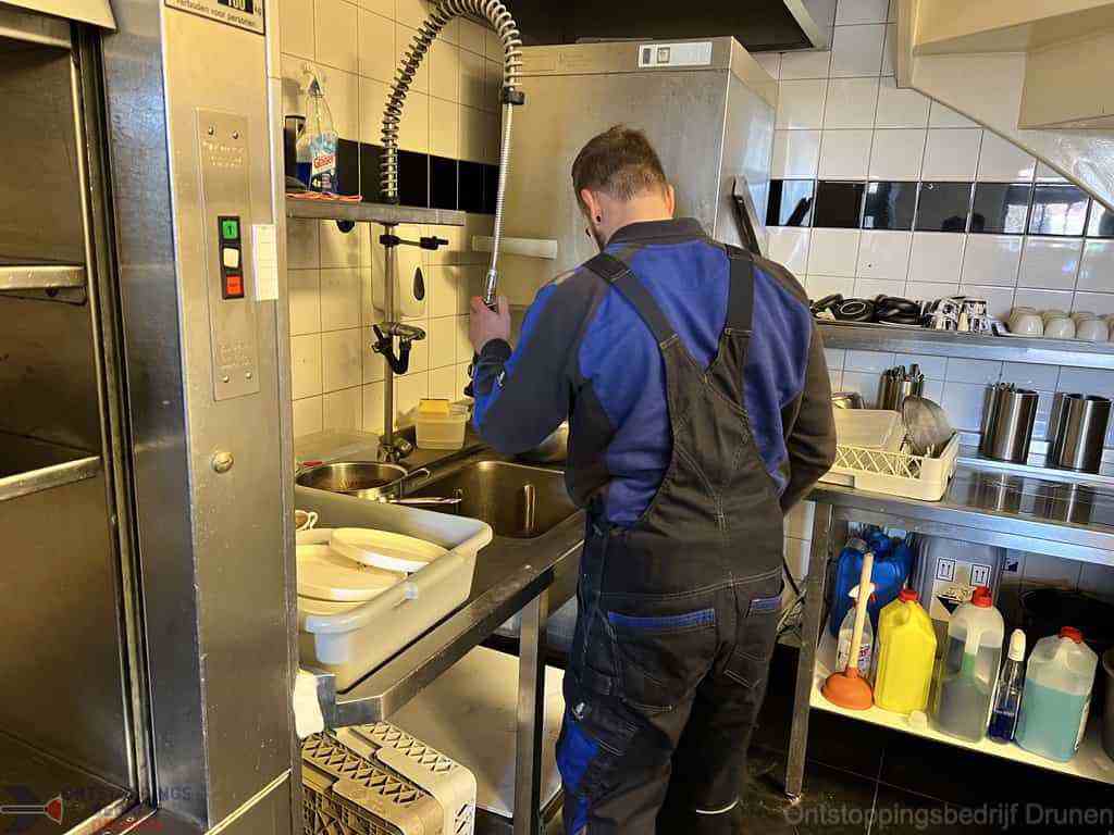 Ontstoppen Gootsteen Drunen Ontstoppen Gootsteen Drunen